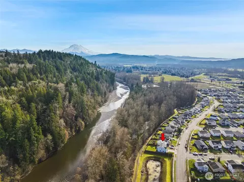 View/Area - 1116 Daffodil Ave NE, Orting, WA 98360 photo 4 of 6