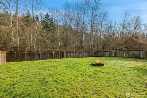Exterior - 1116 Daffodil Ave NE, Orting, WA 98360 photo 4 of 7