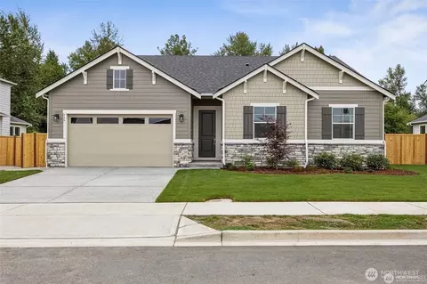 324 N 55th St #32, Mount Vernon, WA 98273