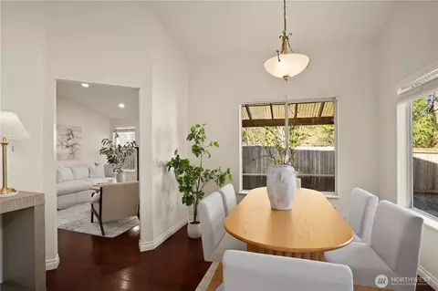 Dining - 13631 55th Dr SE, Everett, WA 98208 photo 4 of 5