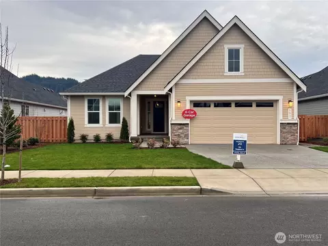 552 Thompson Dr, Enumclaw, WA 98022