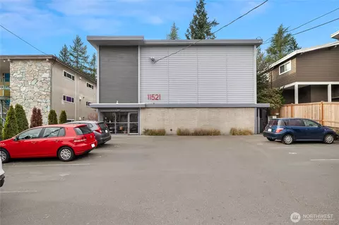 11521 Greenwood Ave N, Seattle, WA 98133