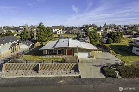 61 NE Pelican Pl, Moses Lake, WA 98837