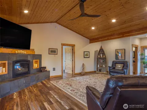 Living - 161 Sims Ln, Sequim, WA 98382 photo 1 of 4