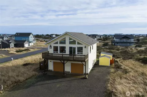 1400 Ocean Shores Blvd SW, Ocean Shores, WA 98569