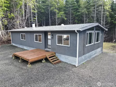 97 Dempsey Creek Ln, Aberdeen, WA 98520