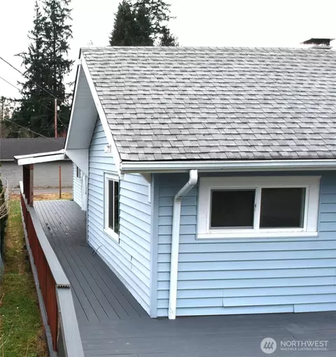 Exterior - 1926 Monroe Ave, Everett, WA 98203 photo 2 of 8