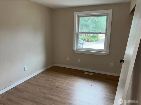 Bedroom - 511 190th St E, Spanaway, WA 98387 photo 1 of 3