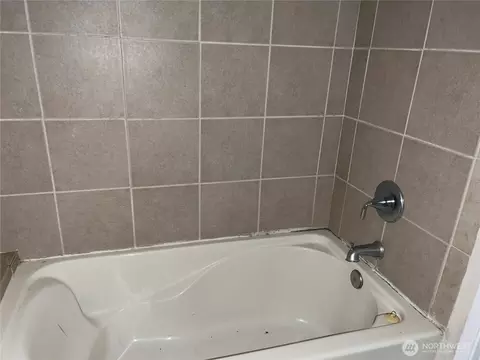 Bath - 511 190th St E, Spanaway, WA 98387 photo 4 of 4
