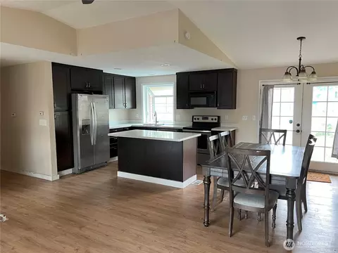 Kitchen - 511 190th St E, Spanaway, WA 98387 photo 2 of 2