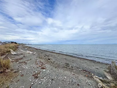View/Area - 103 E Seashore Ln, Sequim, WA 98382 photo 2 of 6