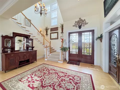 Entry Way - 103 E Seashore Ln, Sequim, WA 98382 photo 3 of 4
