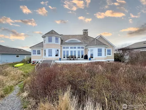Exterior - 103 E Seashore Ln, Sequim, WA 98382 photo 3 of 7
