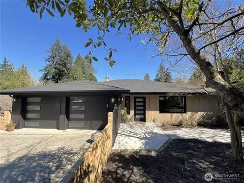16040 36th Ave NE, Lake Forest Park, WA 98155