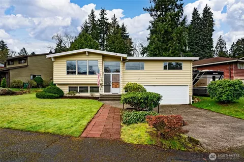 1547 NE Brockman Pl, Seattle, WA 98125