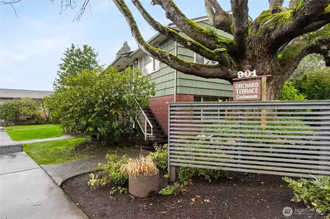901 N Forest St #123, Bellingham, WA 98225
