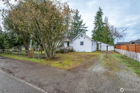 7408 Olympic Dr, Everett, WA 98203 photo 2