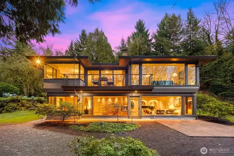 13739 Northwood Rd NW, Seattle, WA 98177