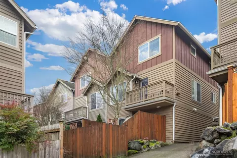 9209 Interlake Ave N #A, Seattle, WA 98103