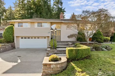 14423 75th Ave NE, Kirkland, WA 98034