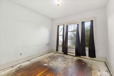 Bedroom - 2432 Pine St #A, Everett, WA 98201 photo 3 of 4