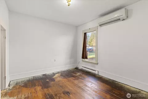 Bedroom - 2432 Pine St #A, Everett, WA 98201 photo 1 of 4