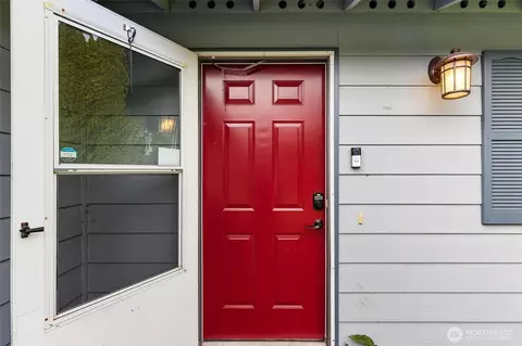 Entry Way - 1105 Kessler Dr, Sultan, WA 98294 photo 1 of 1