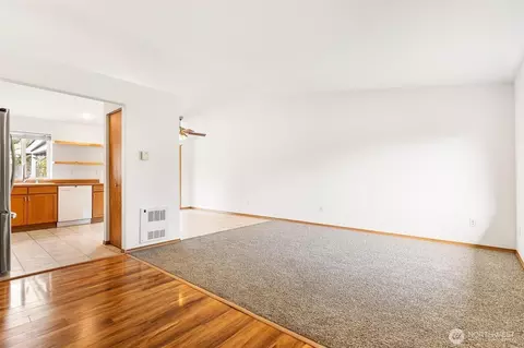 Living - 1105 Kessler Dr, Sultan, WA 98294 photo 2 of 5