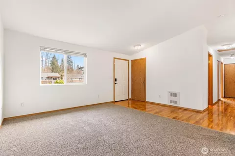 Living - 1105 Kessler Dr, Sultan, WA 98294 photo 3 of 5