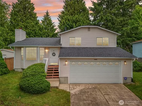 12515 NE 107th Pl, Kirkland, WA 98033