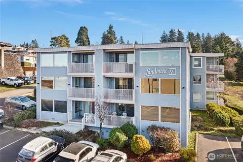 813 S 227th Pl #5, Des Moines, WA 98198
