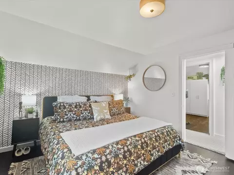 Bedroom - 1301 Oakes Ave, Everett, WA 98201 photo 2 of 4