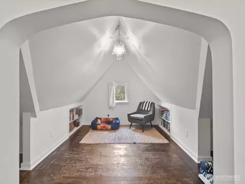 Bedroom - 1301 Oakes Ave, Everett, WA 98201 photo 4 of 4