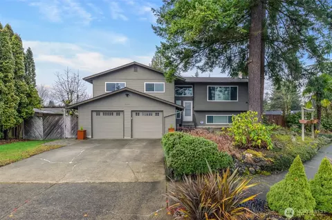 2207 Bremerton Ave NE, Renton, WA 98059