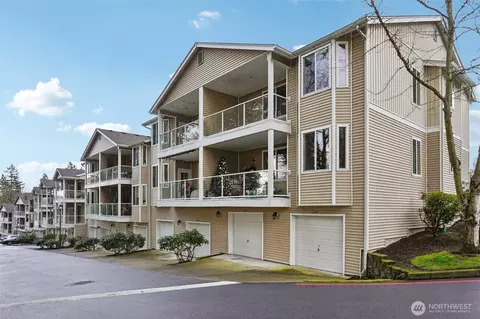 2800 SE 8th St #2132, Renton, WA 98058