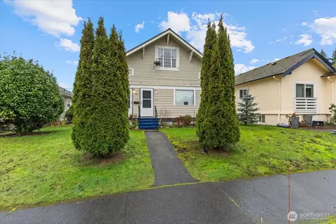 3116 N 3118 N 8th St, Tacoma, WA 98406