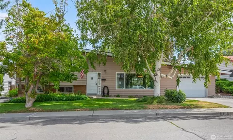 1115 Wedgewood Ave, Wenatchee, WA 98801