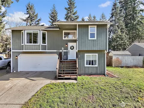 13009 Prairie Cir E, Bonney Lake, WA 98391