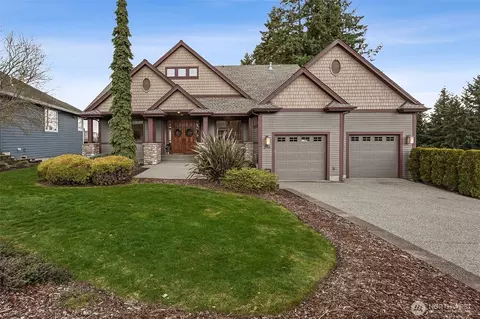 2914 170th Ave E, Lake Tapps, WA 98391