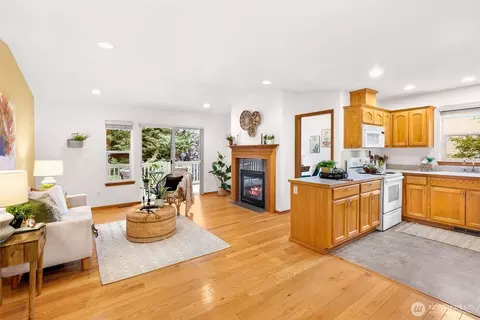500 N Laventure Rd, Mount Vernon, WA 98273