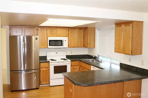Kitchen - 2120 NW Douglas Loop, Camas, WA 98607 photo 1 of 1