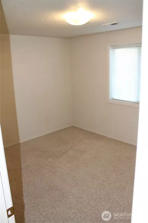 Bedroom - 2120 NW Douglas Loop, Camas, WA 98607 photo 1 of 4