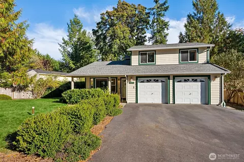 9828 Channel Dr NW, Olympia, WA 98502