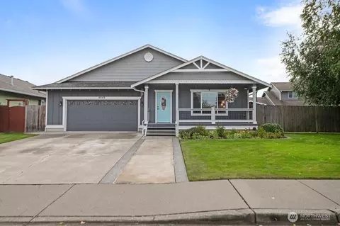 4849 Starfish Ln, Blaine, WA 98230