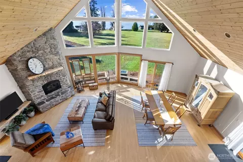 3418 Rose Ln, Camano Island, WA 98282