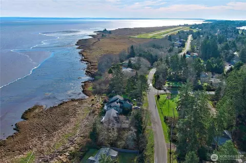 716 Duck Lake Dr NE, Ocean Shores, WA 98569