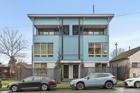 1612 California Ave SW #B, Seattle, WA 98116