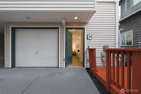 1126 14th Ave #G, Seattle, WA 98122