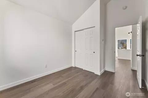 Bedroom - 413 E Okanogan Ave, Chelan, WA 98816 photo 1 of 6