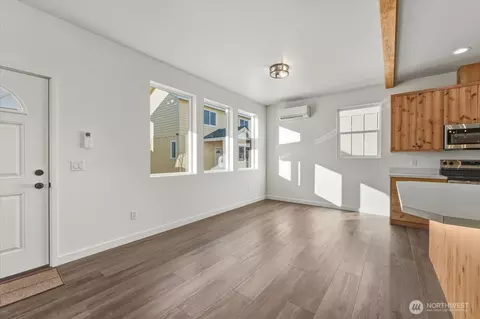 Living - 413 E Okanogan Ave, Chelan, WA 98816 photo 1 of 2